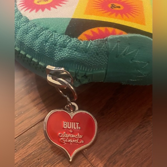 Built NY + Alexander Girard Laptop Sling/Crossbody 12-13” La Fonda Pattern - Picture 8 of 8